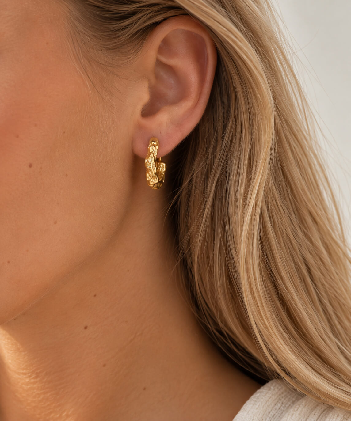 Wolff Jewelry Bastic Mini Hoops Øreringe 18 karat guldbelagt