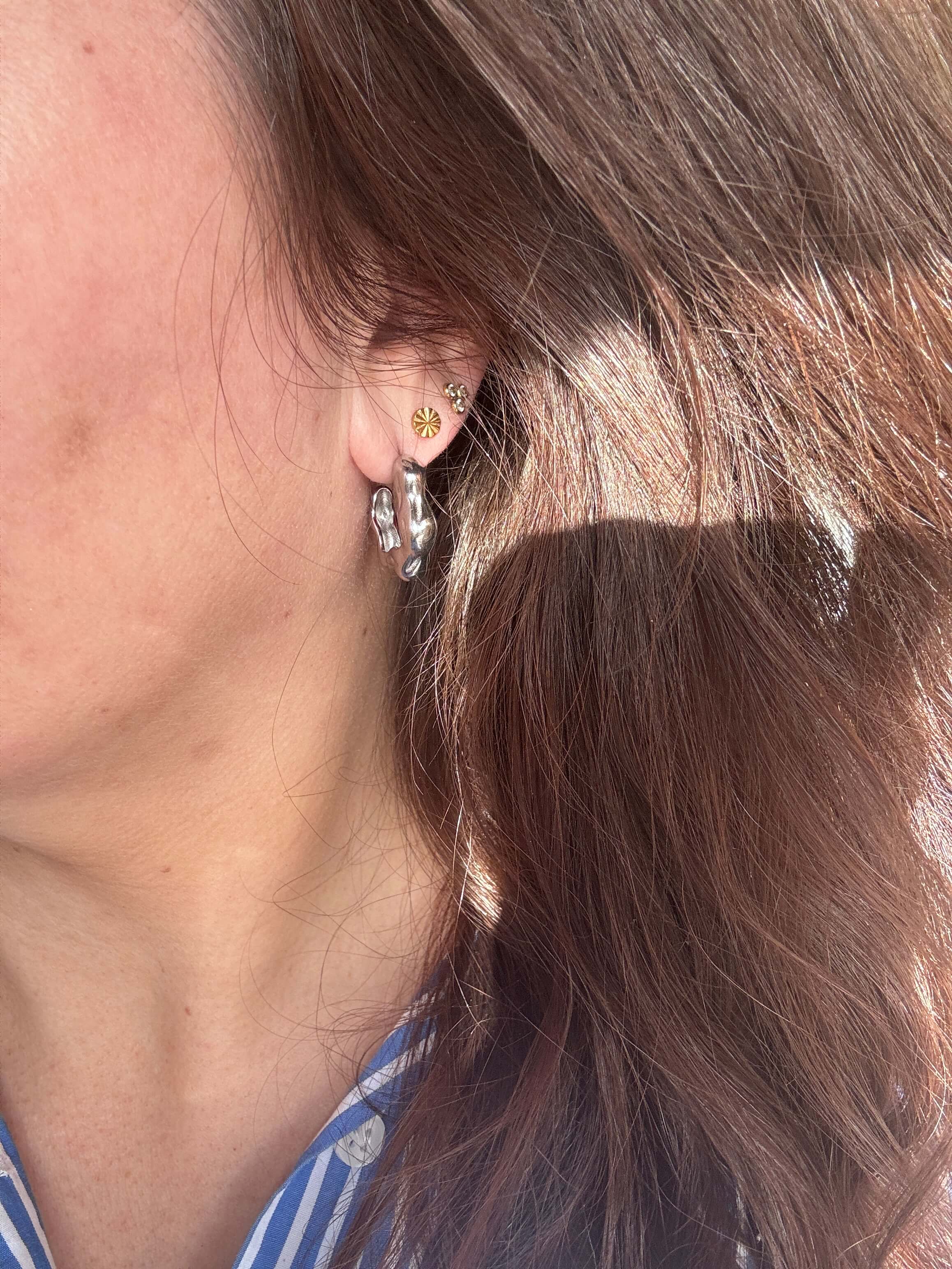 Wolff Jewelry Mindy Mini Hoops Øreringe Sølvfarvet