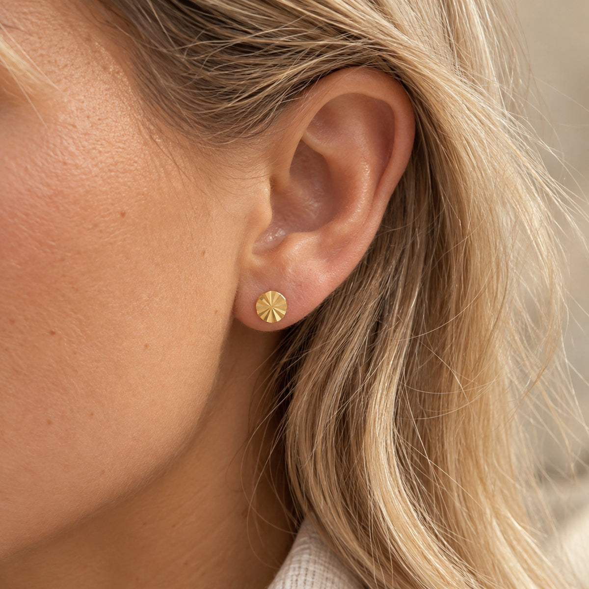 Wolff Jewelry Sunny Mini Earstud Øreringe 18 karat guldbelagt