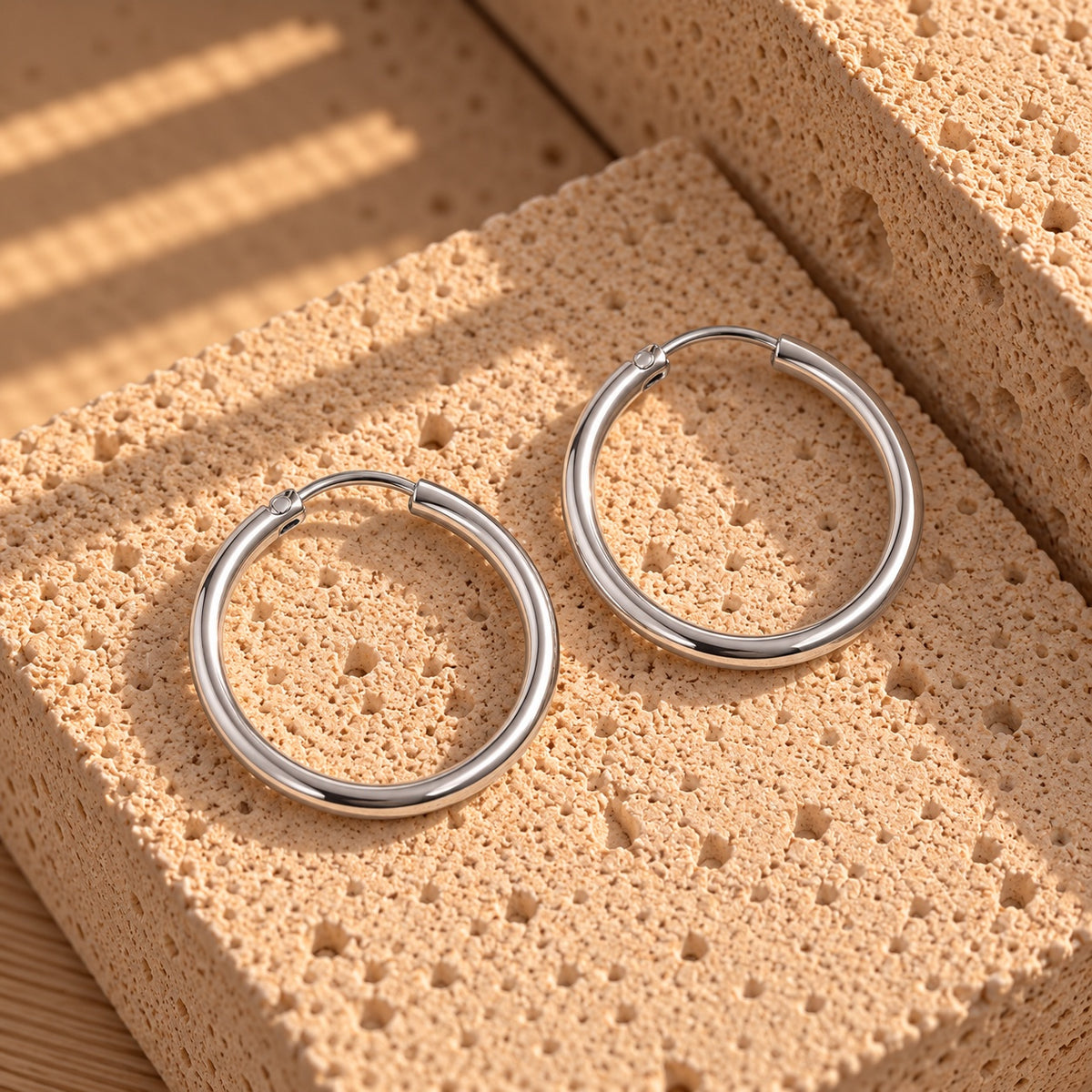 Wolff Jewelry Classic Hoops 20 mm Øreringe Sølvfarvet