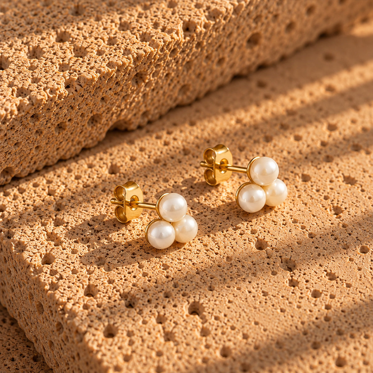 Wolff Jewelry Laura Mini Pearl Earstud Øreringe 18 karat guldbelagt