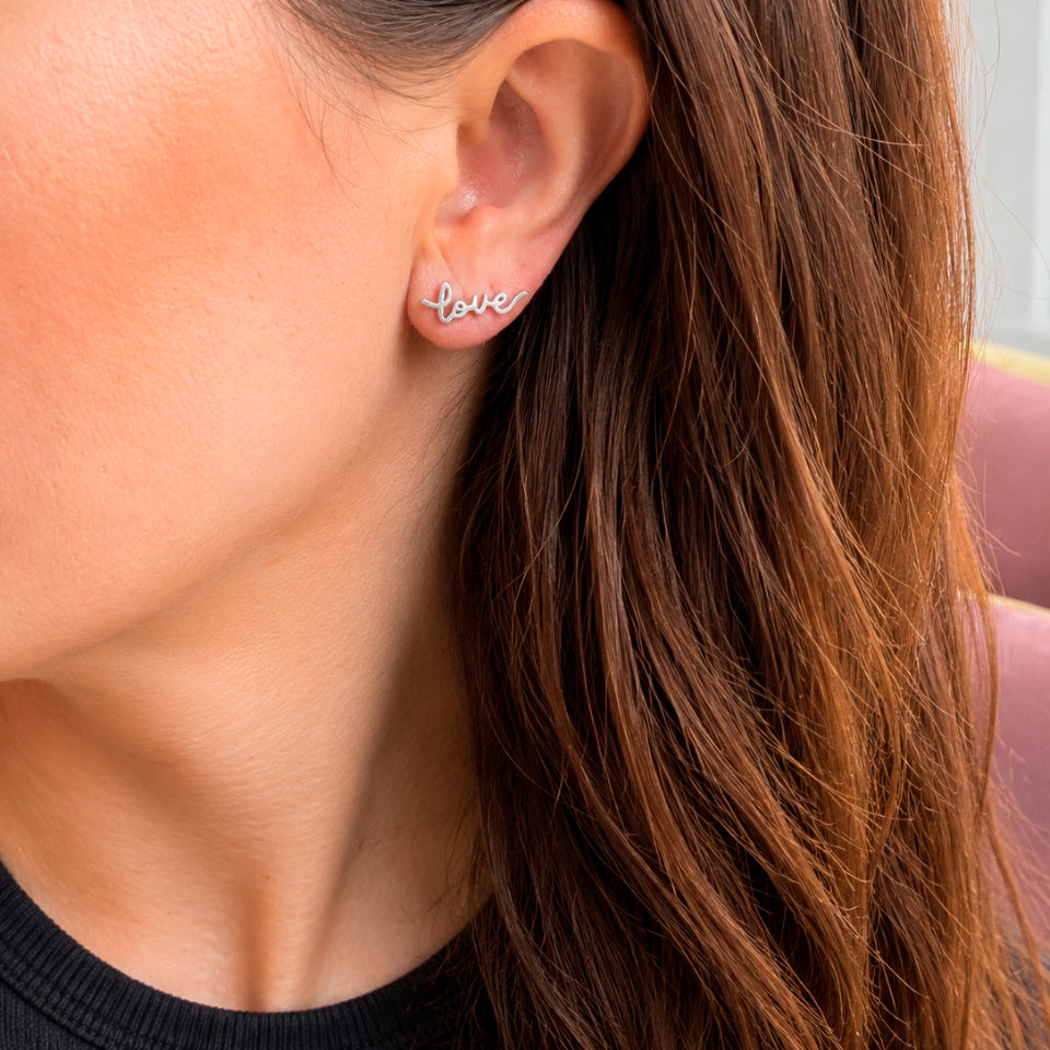 Wolff Jewelry Luna Love Studs Øreringe Sølvfarvet