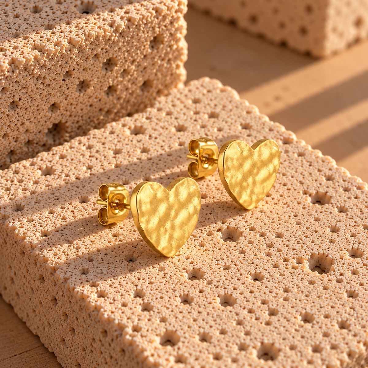 Wolff Jewelry Rustic Heart Earstud Øreringe 18 karat guldbelagt