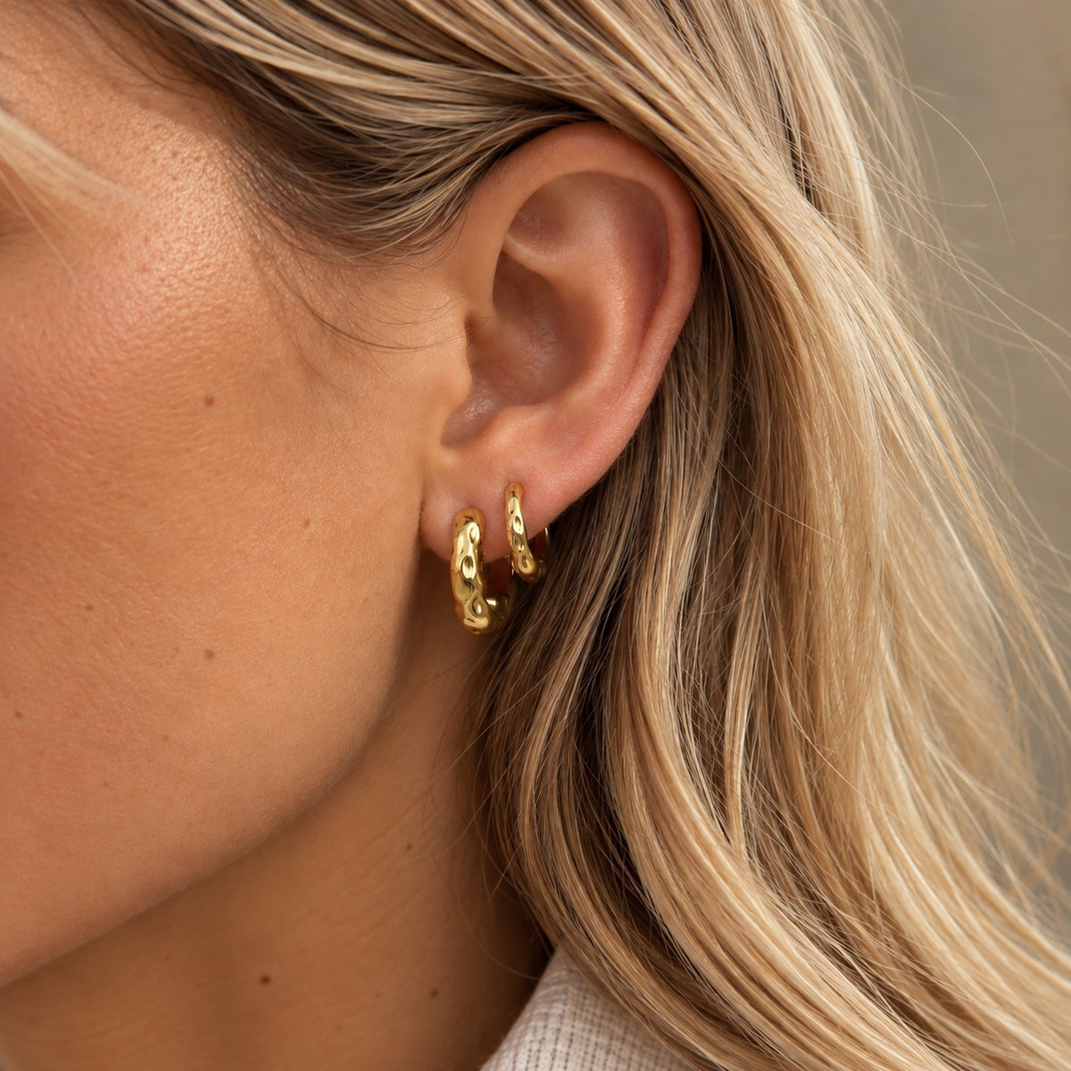 Wolff Jewelry Rusty Mini Hoops 15mm Øreringe 18 karat guldbelagt