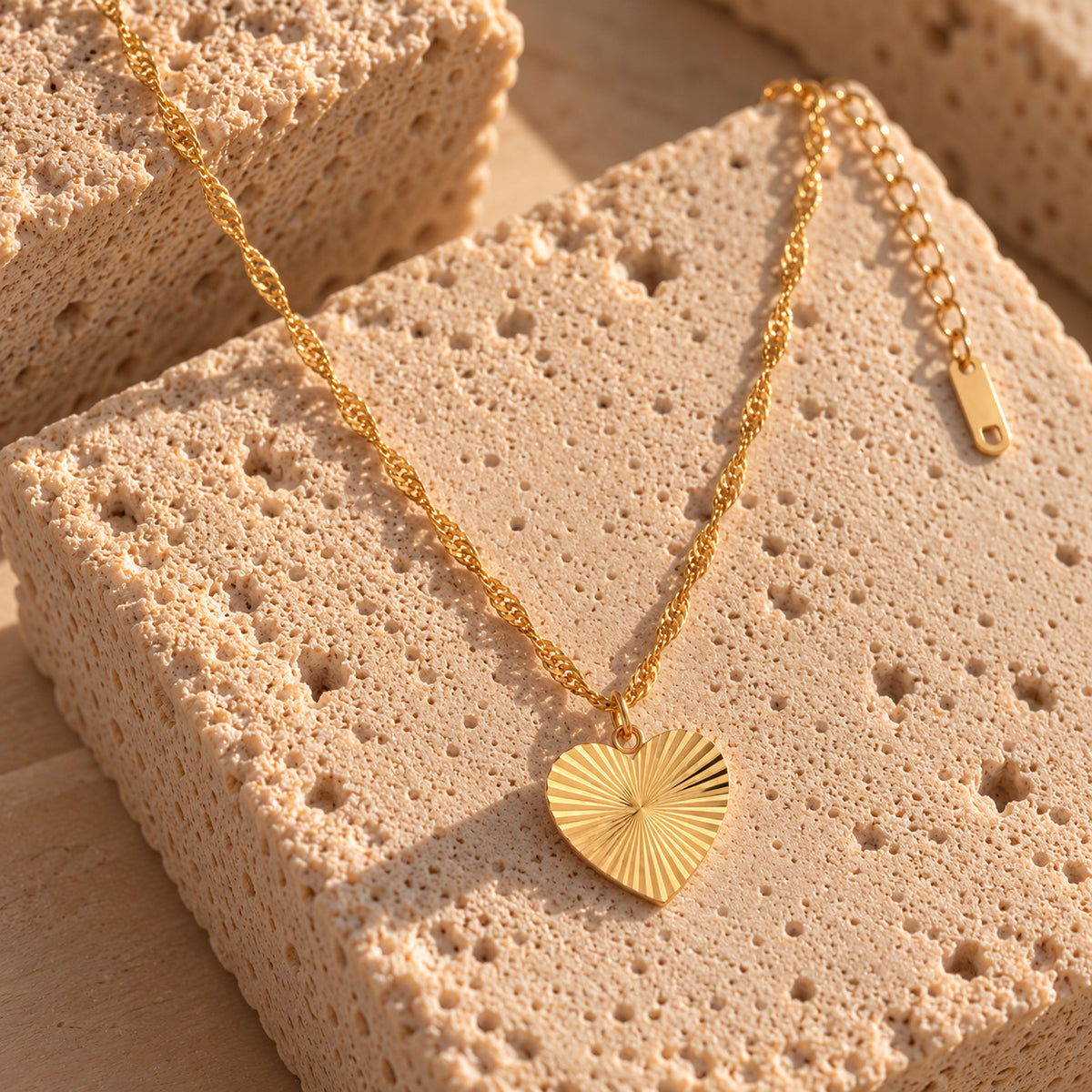 Wolff Jewelry Sunny Heart Necklace Halskæder 18 karat guldbelagt