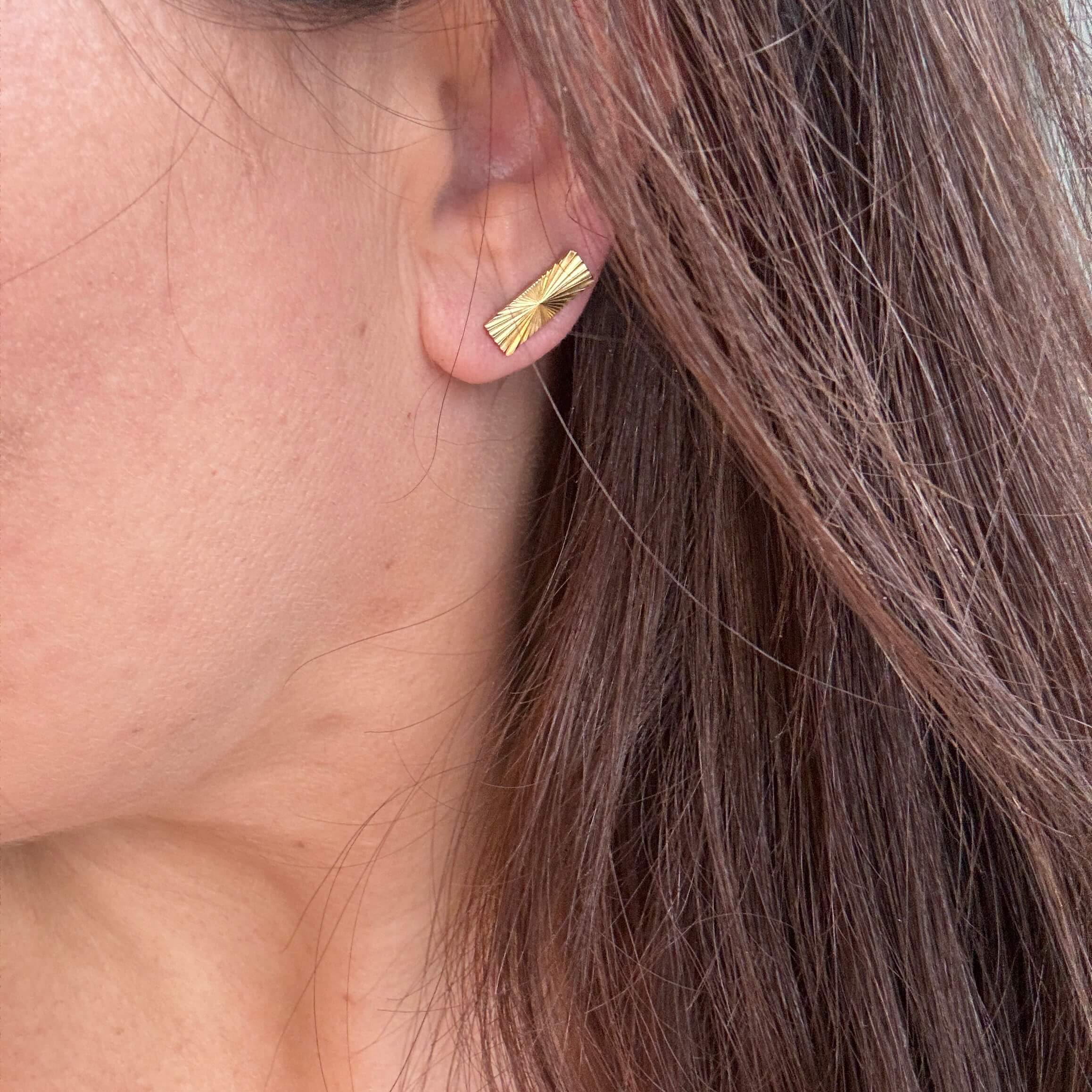 Wolff Jewelry Sunny Square Earstud Øreringe 18 karat guldbelagt